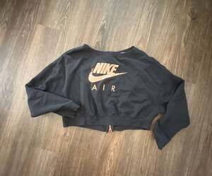 Nike Air Women's Size M Black Rose Gold Logo Cropped Full Zip Sweatshirt
